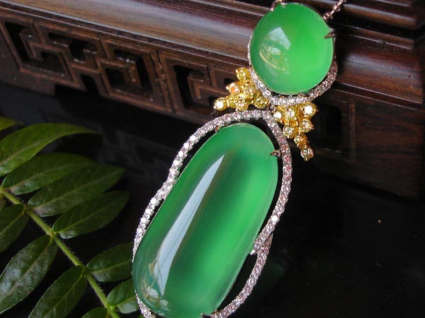 幸運灣時尚玉飾引領時尚