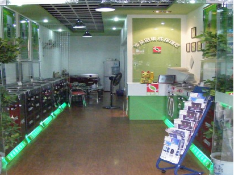 京芙田集成環(huán)保灶加盟實(shí)體店展示