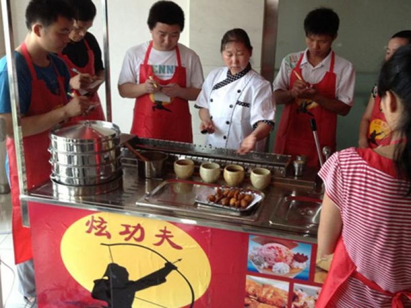 炫功夫小吃車(chē)