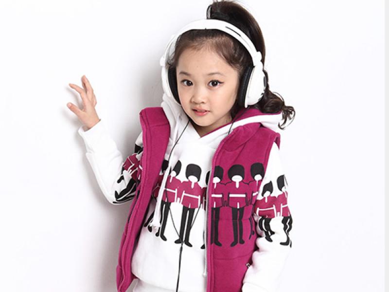 藍(lán)米鼠童裝店