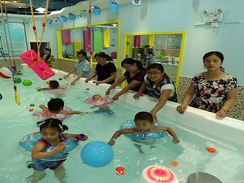 鄰家兒女?huà)胗變河斡攫^