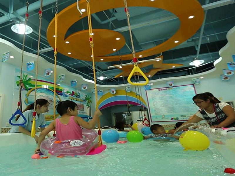 鄰家兒女?huà)胗變河斡攫^