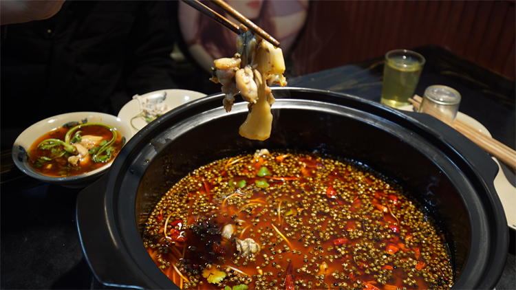 十八梯蛙隊(duì)長(zhǎng)美蛙魚(yú)頭連鎖-十八梯蛙隊(duì)長(zhǎng)美蛙魚(yú)頭加盟條件-十八梯蛙隊(duì)長(zhǎng)美蛙魚(yú)頭聯(lián)系電話