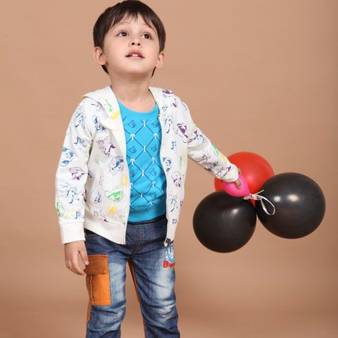 男童長(zhǎng)袖外套