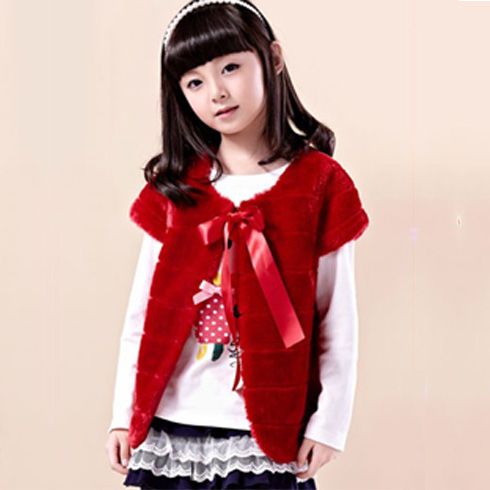 大眼豬仿皮草紅色小馬甲