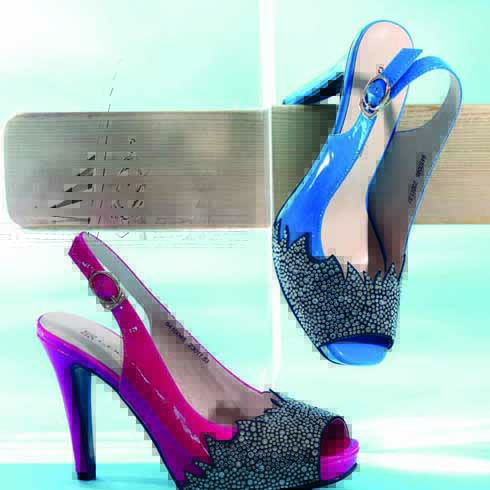 羅拉尼克閃亮魅惑魚嘴鞋