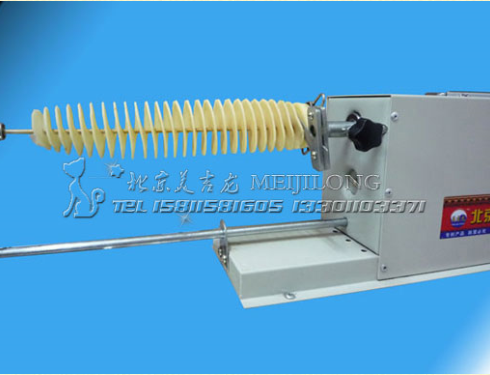 美吉龍旋轉(zhuǎn)薯塔機(jī)--MJL-3型是手搖的自動拉伸薯塔機(jī)