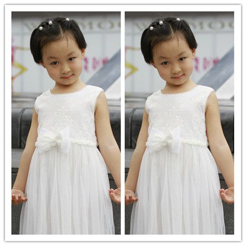 寶貝丫白色無(wú)袖連衣裙