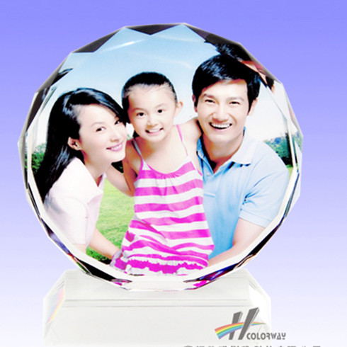 卡樂(lè)唯水晶家庭照