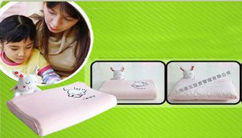 小豬呼嚕嚕酣睡寶