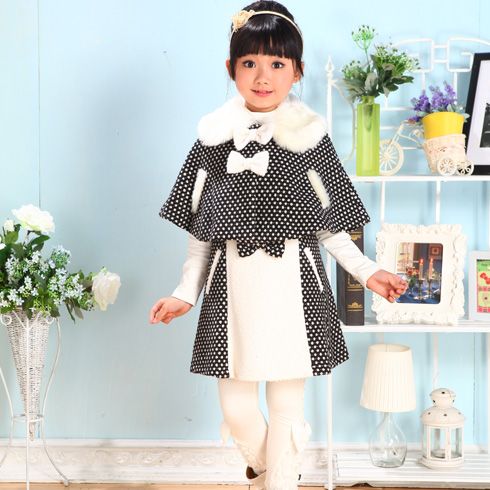 甜美圓點(diǎn)斗篷連衣裙 