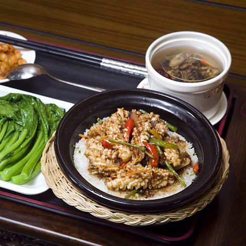 魷魚煲仔飯?zhí)撞?/>
                                        <span>魷魚煲仔飯?zhí)撞?/span>
                                    </li>
                                </ul>
                                <div   id=