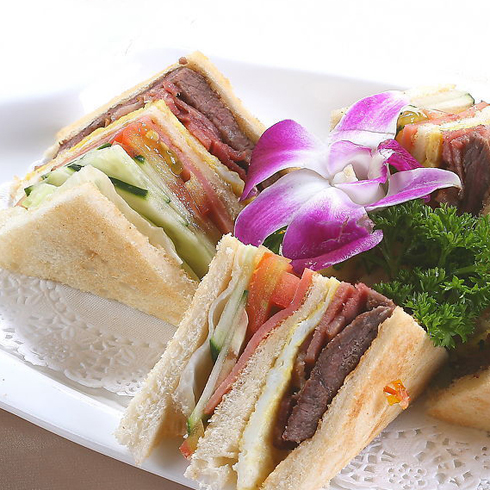 威立客V薩三明治