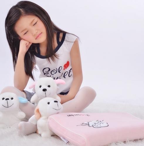 小豬呼嚕嚕酣睡寶