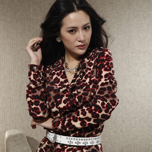 夢(mèng)依蓮女裝