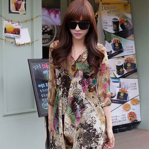 朵妃詩(shī)少淑女時(shí)尚服飾