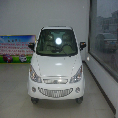 慈翔電動四輪車