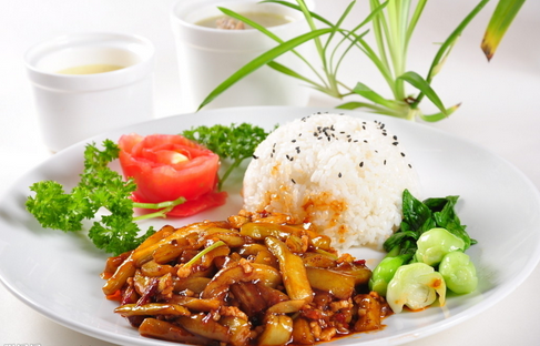 九蒸魚香茄子肥牛飯?zhí)撞?/>
<span>九蒸魚香茄子肥牛飯?zhí)撞?/span>
</li>
</ul>
<div id=