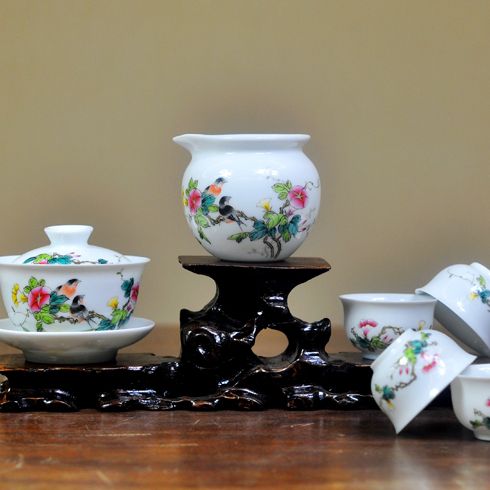 龍潤茶產(chǎn)品-8頭粉彩茶具嫣紅醉舞