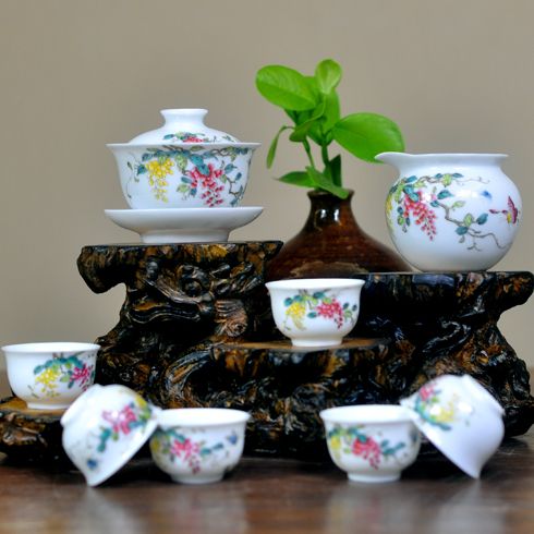 龍潤茶產(chǎn)品-8頭粉彩紫氣東來茶具