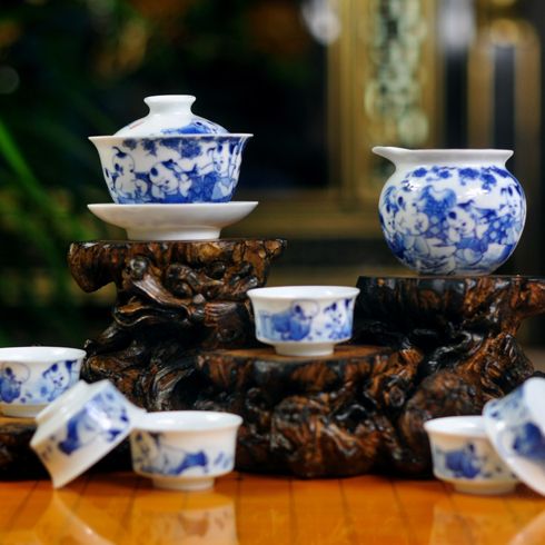 龍潤(rùn)茶產(chǎn)品-8頭青花茶具嬰戲圖茶具