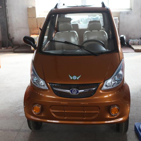 啟晨四輪電動(dòng)車(chē)產(chǎn)品-全封閉四輪電動(dòng)車(chē)