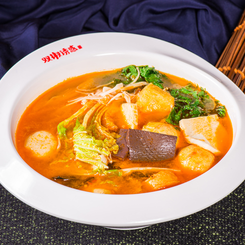 雙椒誘惑麻辣燙產(chǎn)品-骨湯麻辣燙