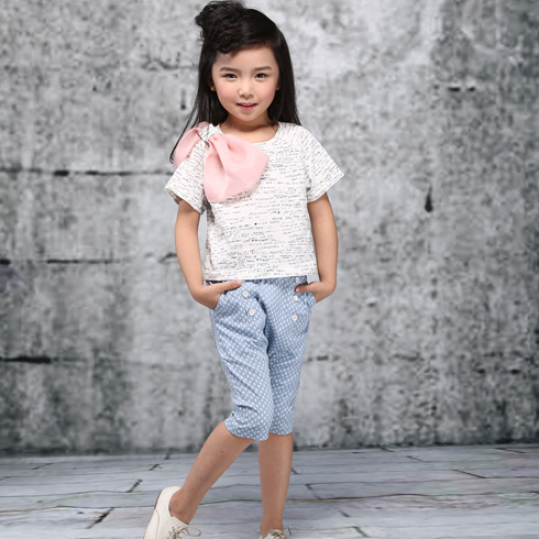 小蘋(píng)果童裝