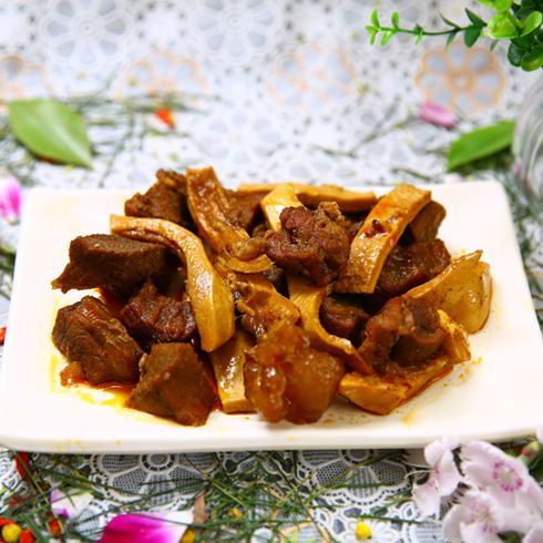 一鍋兩頭?；疱?筋頭巴腦