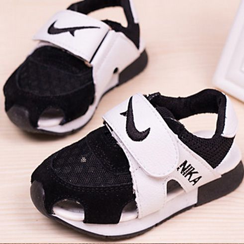 小嘴猴兒童服飾產(chǎn)品-時(shí)尚運(yùn)動(dòng)鞋