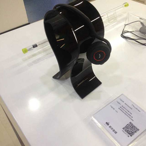 趣游聯(lián)盟手游體驗(yàn)館-智能耳機(jī)