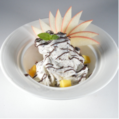 伊莎冰淇淋-花式暴風雪 