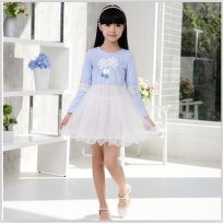 貝蕾爾童裝-女童藍(lán)色長(zhǎng)袖連衣裙