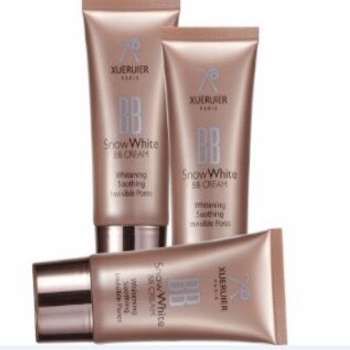 臻白雪潤多效BB霜