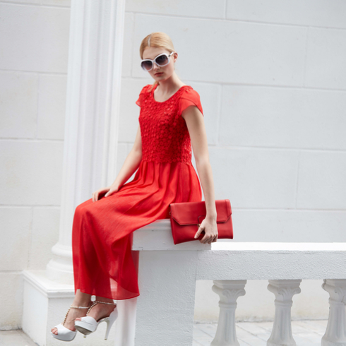 金蝶茜妮紅色長裙