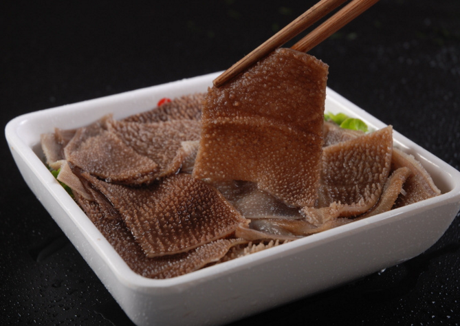 劉一手火鍋-鮮毛肚