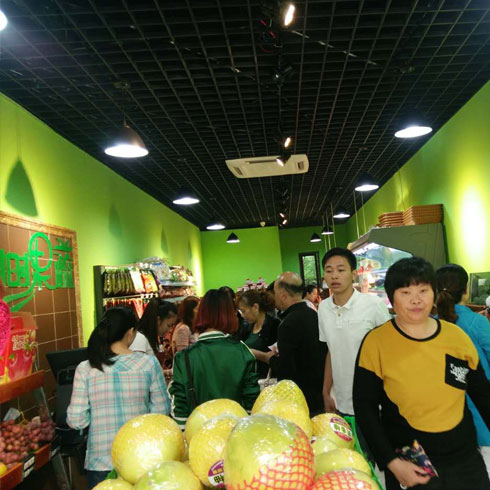 時時果蔬便利店店內(nèi)