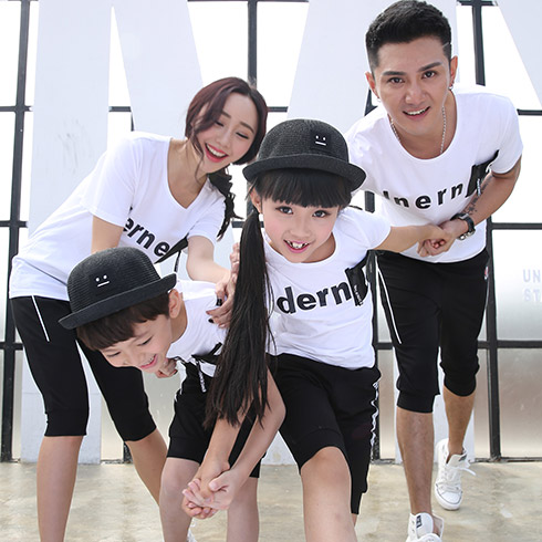 甜蜜風親子裝-白色字母T恤