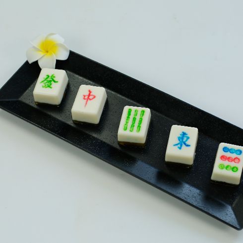 九索麻辣燙-麻將糕點(diǎn)