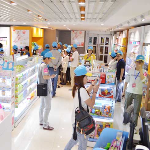 愛(ài)親母嬰生活館-店鋪陳設(shè)