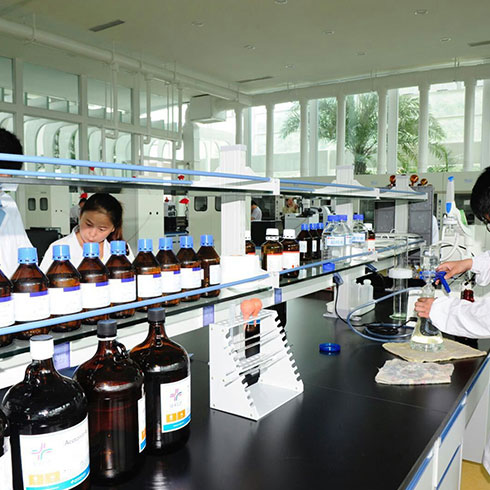 愛車汽車服務-產品耗材分析