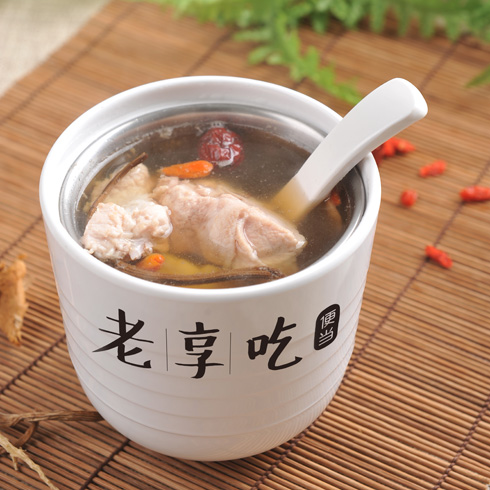 老享吃便當-菜干龍骨湯