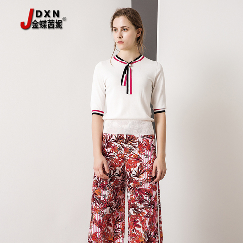 金蝶茜妮女裝-韓版圓領百搭寬松套頭上衣 