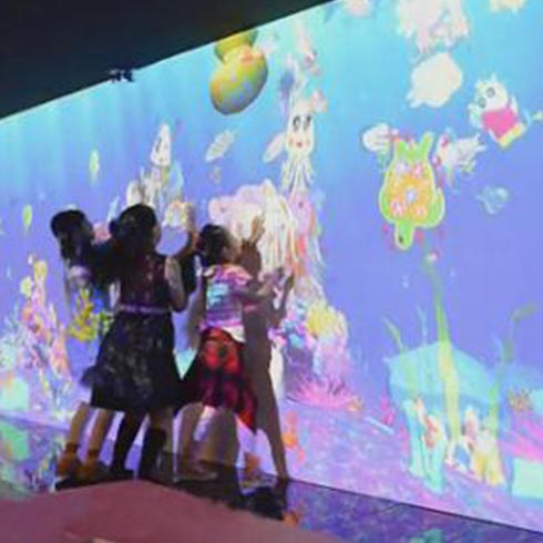 魚(yú)你同樂(lè)吃奶魚(yú)-墻面互動(dòng)投影