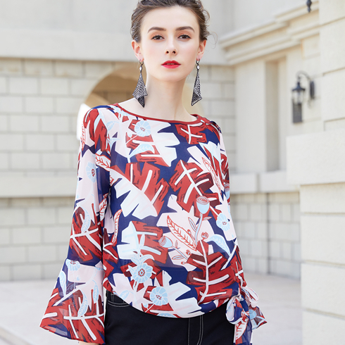 金蝶妮-時(shí)尚印花長袖上衣