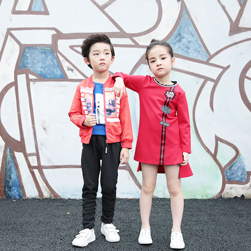 小馬嘟嘟童裝-長(zhǎng)袖連衣裙