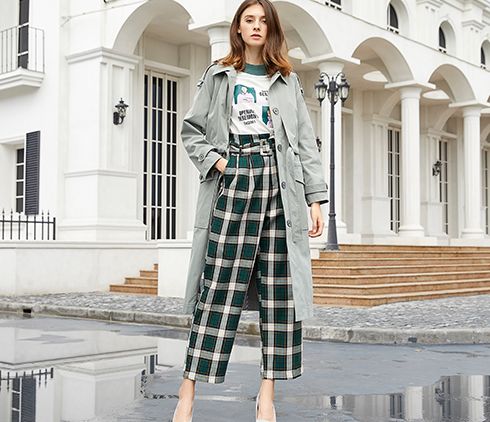 金蝶茜妮女裝-長(zhǎng)款披風(fēng)