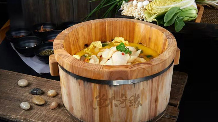 魚(yú)木奇緣木桶魚(yú)火鍋-金湯魚(yú)火鍋