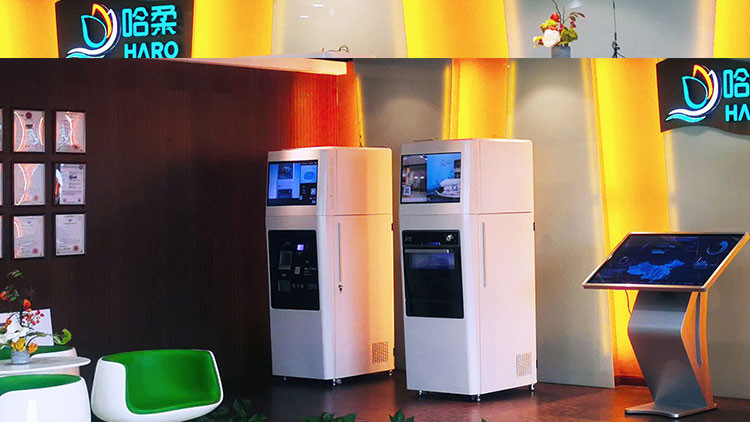 哈柔智能濕巾機器人-使用現(xiàn)場