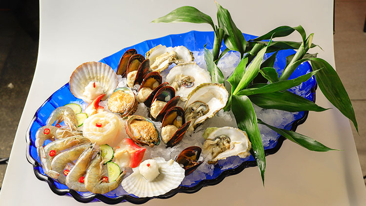 至魚(yú)手打魚(yú)丸火鍋-海鮮拼盤(pán)